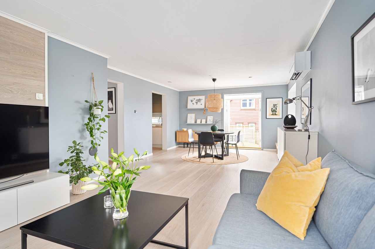 Creative DIY Hanging Divider Ideas
