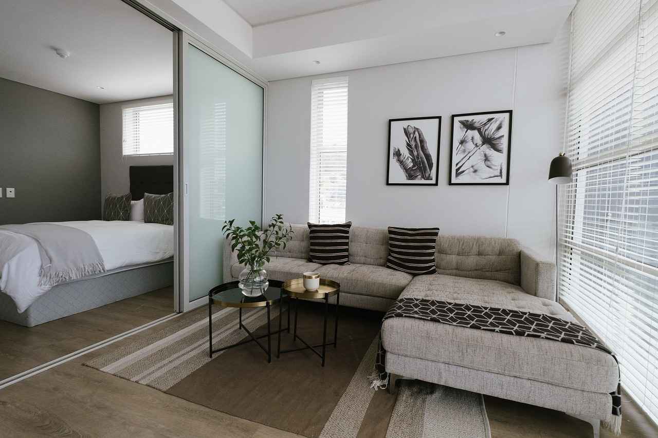 Why Choose a Room Divider for Loft Spaces?