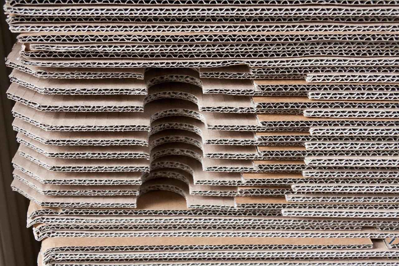 Decorating Your Cardboard Divider