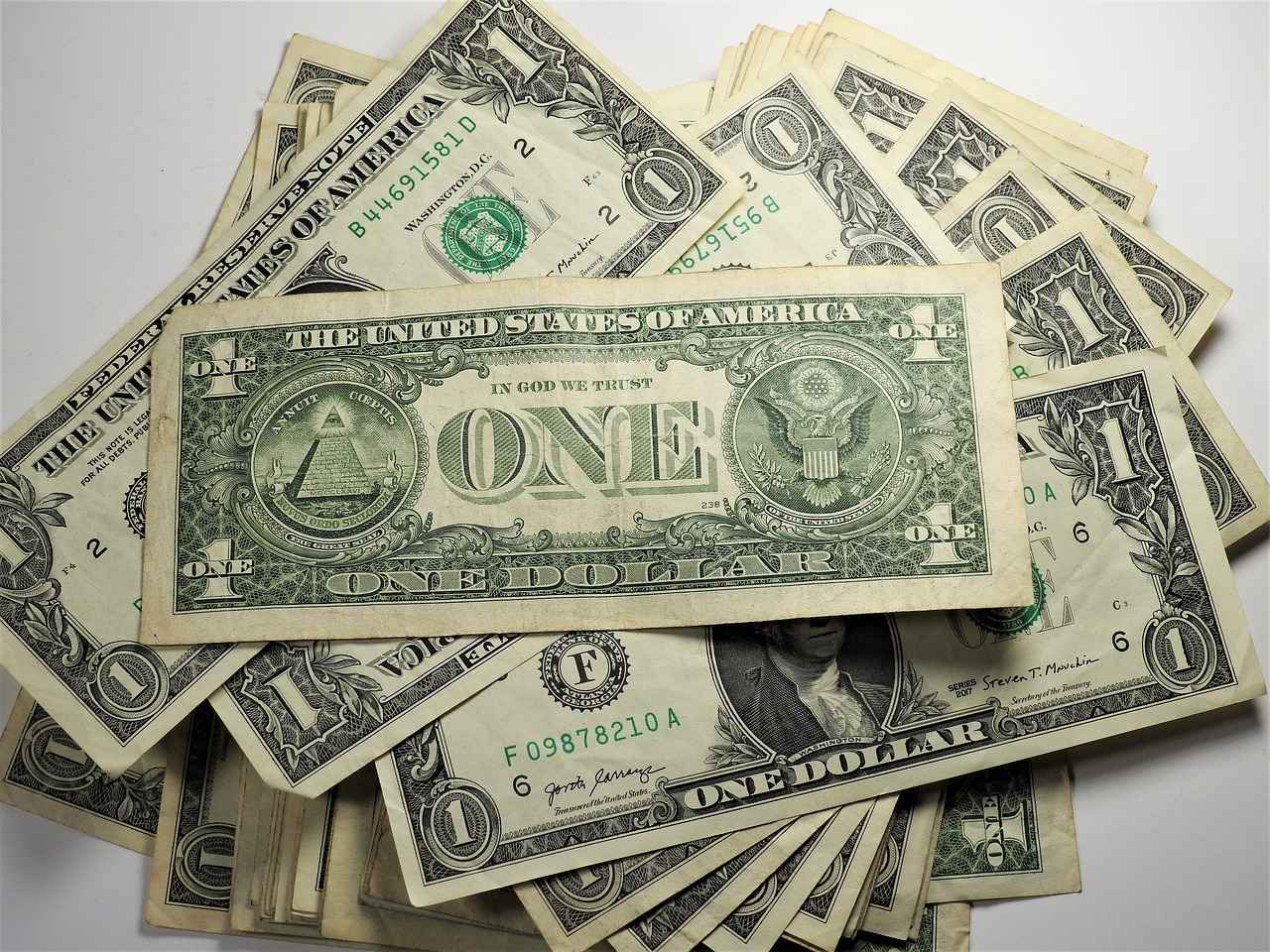 Best Dollar Store DIY Room Divider Hacks (Super Affordable!)