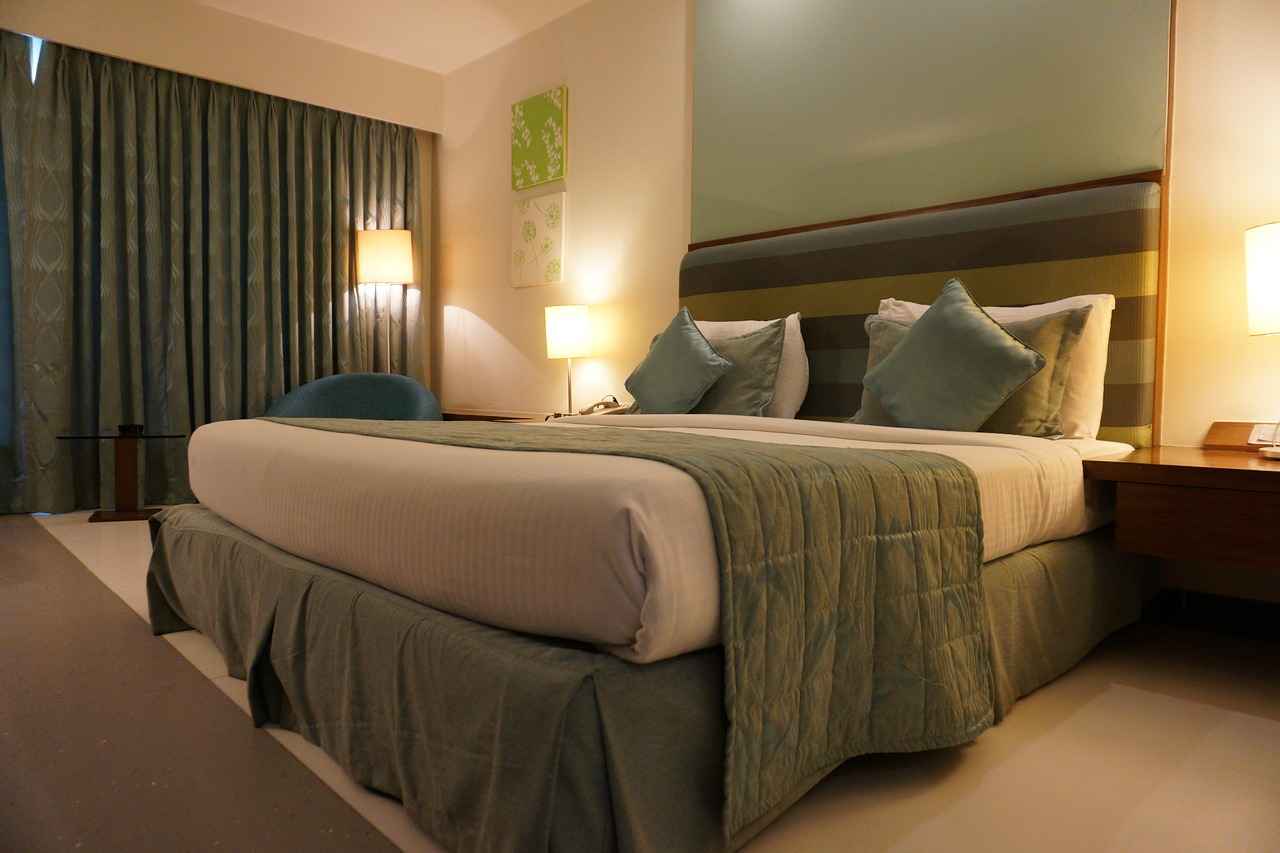 How to Choose the Right Room Divider for Your Space?