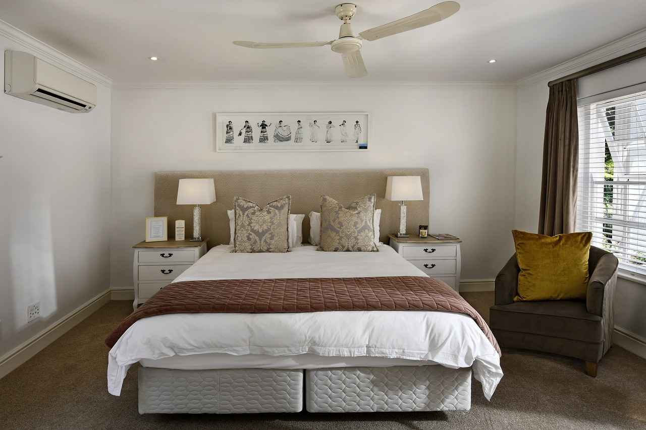 DIY Room Divider Under $20: Quick & Easy Solutions