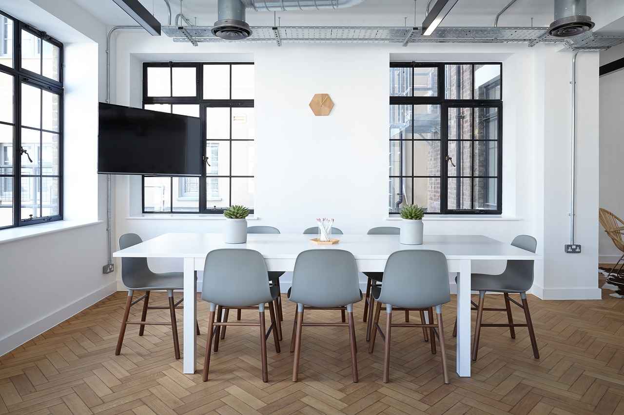 How to Hang Your Fabric Room Divider?