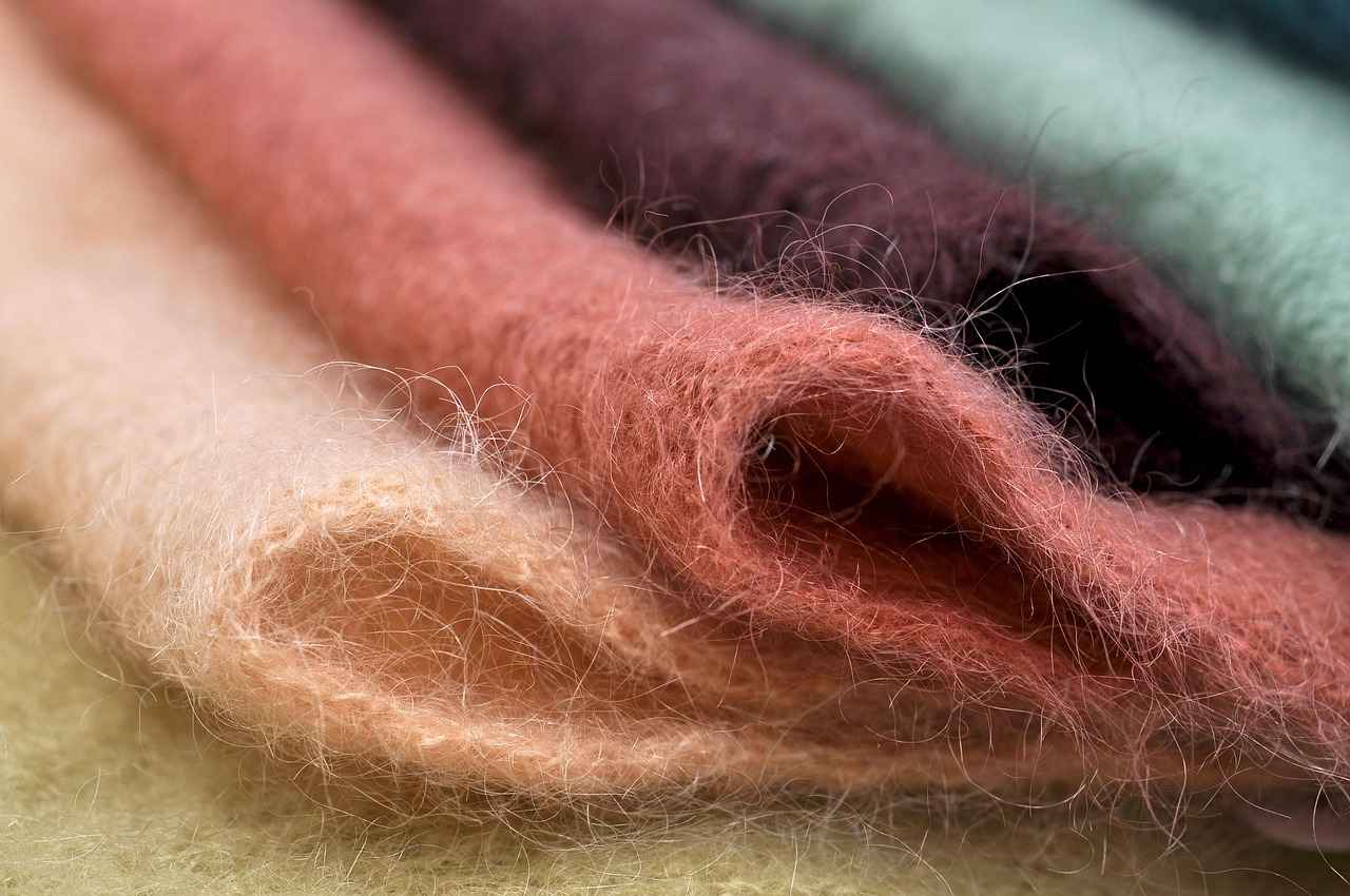 How to Secure Your Fabric Room Divider