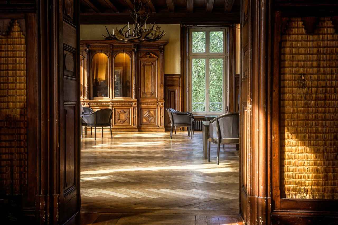Where to Place Room Dividers for Maximum Impact?